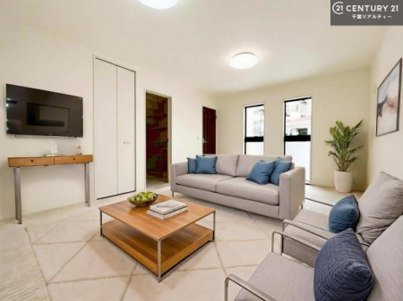 ���r���O �Ƌ��CG�p�[�X�ł��B�J�����̂���L�XLDK�I�\�t�@�[��_�C�j���O�e�[�u����u���Ă������ɂȂ�Ȃ��̂ŉ��K�ɉ߂����܂��I�R�~���j�P�[�V���������₷�����r���O�ł��I