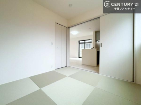 �a�� ���r���O�Ɨאڂ����a���ł��I�Ǝ��̋x�e�X�y�[�X��L�b�Y�X�y�[�X�Ƃ��Ċ��p����̂��悳�����ł��ˁI
�a���̎g�����͖�����I