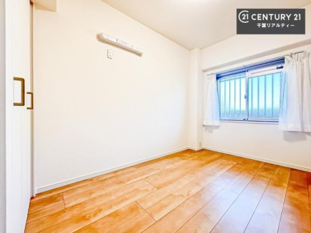 �Q�� �D���������������ޗm���́A���̖ڊo�߂��C�������ǂ������ł��ˁB���������Ԃ��������Ɖ߂������Ƃ��ł��܂��B�D�����F�����̃t���[�����O���ǂ�ȉƋ�ɂ��}�b�`���܂��I