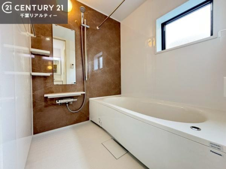 ���� �������������l�̕��͋C�̃o�X���[���́A�����o�Ă��ăo�X�^�C�����[���I
���d���撣���Ă��邲�J���ɂ��D�݂̓����̓����܂����āA�y����ł݂Ă͂������ł��傤���H