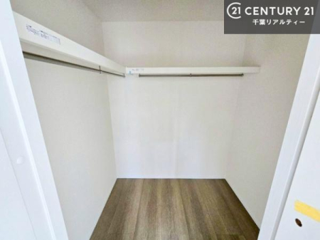 ���[ �E�H�[�N�C���N���[�[�b�g�t���ł��B��������̂��m���Ȃǂ����[���Ă��������ł��ˁI���ɂ���@�������ȂǋG�ߕ��̑傫�ȉƓd�����[�ł��܂��I