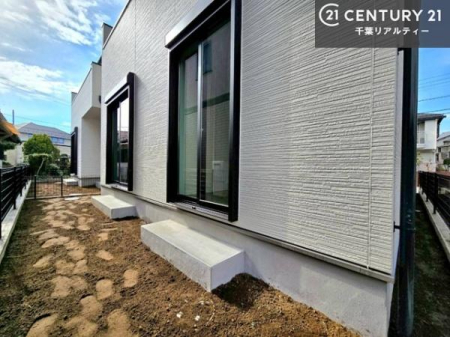 �� ������Ƃ�������X�؁[�X���t���Ă��܂��I�K�[�f�j���O���y���߂����ł��ˁB