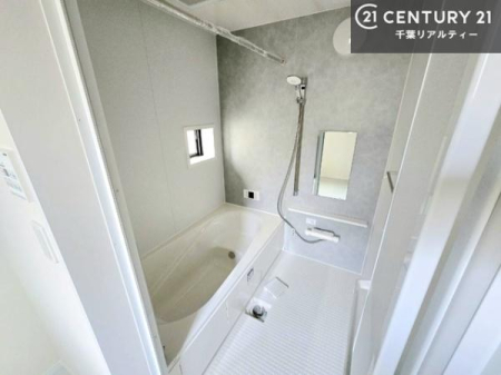 ���� �������������l�̕��͋C�̃o�X���[���́A�����o�Ă��ăo�X�^�C�����[���I
���d���撣���Ă��邲�J���ɂ��D�݂̍���̓����܂����āA�y����ł݂Ă͂������ł��傤���H