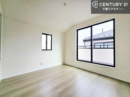 �Q�� 2�ʍ̌����m�ۂ������邢�����́A���ʂ����ǂ��A���邭��ϋ��S�n�̗ǂ���ԂƂȂ��Ă���܂��B�����b�N�X���ĉ߂�����S�n�̗ǂ��������ł��I���̖ڊo�߂��X�b�L�����܂��ˁI