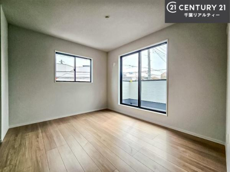 �m�� �o���R�j�[�ɖʂ��Ă���m���ł��B���邭�����肪����A���C����������ł��܂��I���[�X�y�[�X���[�����Ă���̂ŎU�炩�������������T�b�ƕЕt�����܂��I