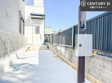 ���̑����n �����T���̂������E���v�]�E������ȂǁA���Ȃ�ƕ��ЃX�^�b�t�܂ł��\���t�����������I�s���Y�Ɋւ��邱�ƂȂ�A�ǂ̂悤�Ȃ��Ƃł����S���ӑΉ������Ē����܂��B
