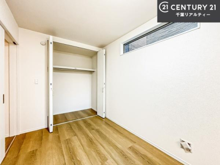 �Q�� �D���������������ޗm���́A���̖ڊo�߂��C�������ǂ������ł��ˁB���������Ԃ��������Ɖ߂������Ƃ��ł��܂��B�D�����F�����̃t���[�����O���ǂ�ȉƋ�ɂ��}�b�`���܂��I