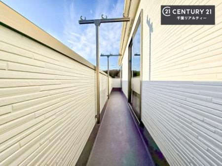 �o���R�j�[ �z������ǍD�ȃo���R�j�[�ł��I���ꂽ���ɂ͐�������n����J���I�Ȏ��Ԃ��y���߂܂��B