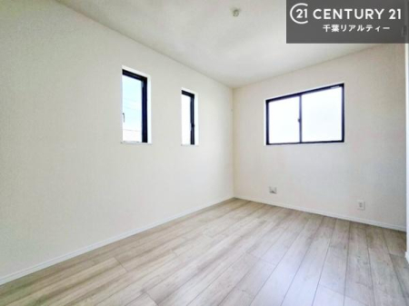 �q������ �V���v���Ƀf�U�C������Ă��邽�߁A�Ƌ��I�т܂���I
���C�ɓ���̉Ƌ��u���Ă��낰���Ԃ���邱�Ƃ��ł��܂��B