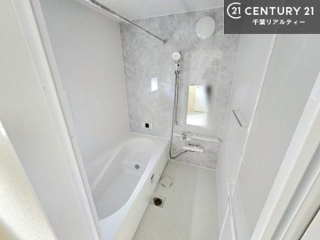 ���� 1���̔�����������Ɩ����Ă���闁���ł��B
�������̑f�G�ȃ����N�[�[�V�����ꏊ�ł��I