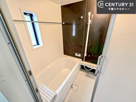 ���� �������������l�̕��͋C�̃o�X���[���́A�����o�Ă��ăo�X�^�C�����[���I
���d���撣���Ă��邲�J���ɂ��D�݂̓����̓����܂����āA�y����ł݂Ă͂������ł��傤���H