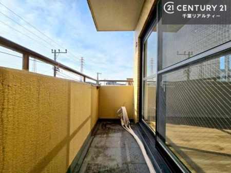 �o���R�j�[ �D�����z���܂肪���r���O����ł���ċ��S�n�̗ǂ���Ԃ����o���Ă���܂��I
���났�̎��Ԃ��߂����܂��I