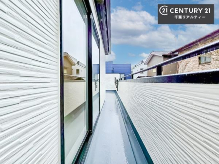 �o���R�j�[ �z������̗ǂ��o���R�j�[�ŁA�����󕨂��悭���������ł��ˁI
���V�C�̗ǂ����ɂ̓o���R�j�[�֏o�ă��t���b�V������̂��C�����悳�����ł��B