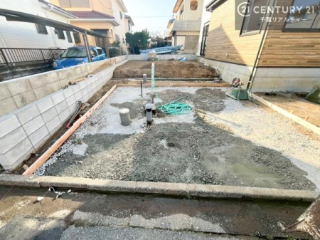 ���ԏ� ���ԃX�y�[�X��2�䕪����܂��I�Z�J���h�J�[�͂������A�o�C�N�⎩�]�ԂȂǂ��u���ꏊ�ɍ���܂���B