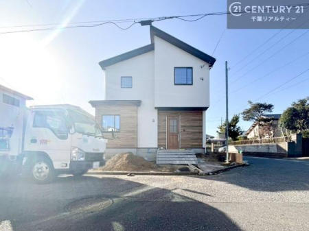 �O�ʓ��H�܂ތ��n�ʐ^ ���낢��Ȃ���]���������܂�����A���q�l�̂��v�]���ǂ��ǂ������������������B
���Ђ̐��X�^�b�t���������������܂��I