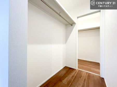 ���[ �E�H�[�N�C���N���[�[�b�g�t���ł��B��������̂��m���Ȃǂ����[���Ă��������ł��ˁI���ɂ���@�������ȂǋG�ߕ��̑傫�ȉƓd�����[�ł��܂��I