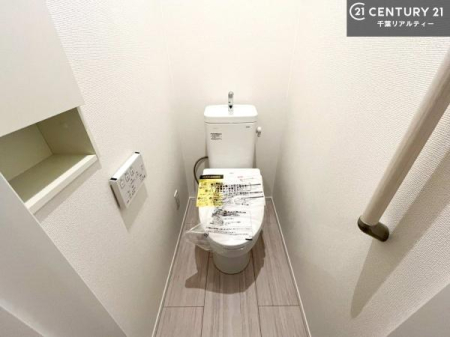 �g�C�� �������֍��ɂ��A�~��͕֍����g�����ł���̂ŗ₽���֍��ɍ��炸�ɍςފ������d�l�ł��I
