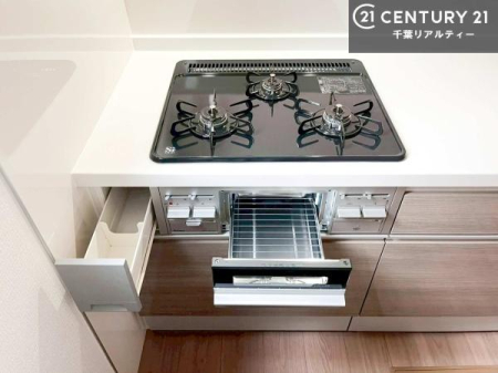 �L�b�`�� �R�����͎O������̂ł������̓����i�s���ł��܂��B
�������O�����t���ł��B�����X�y�[�X���L�X���Ă���׍�Ƃ����₷���I�g�����肪�ǂ��V�X�e���L�b�`���ł��I