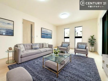 ���r���O �Ƌ��CG�p�[�X�ł��B�J�����̂���L�XLDK�I�\�t�@�[��_�C�j���O�e�[�u����u���Ă������ɂȂ�Ȃ��̂ŉ��K�ɉ߂����܂��I�R�~���j�P�[�V���������₷�����r���O�ł��I