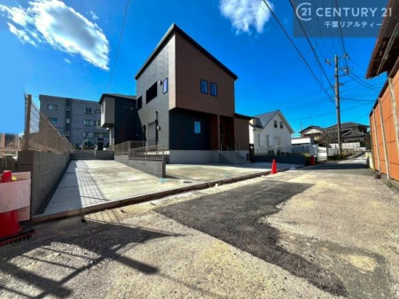 �O�ʓ��H�܂ތ��n�ʐ^ ���ӊ���A���q�l�̂���]�ɍ������������ꏏ�ɂ��ē���v���܂��B�Z��[���A�h�o�C�U�[�ɂ�邲���k������܂��B���Ђ͂��₢���킹�ɑ��Ή����܂��I���҂������܂���I