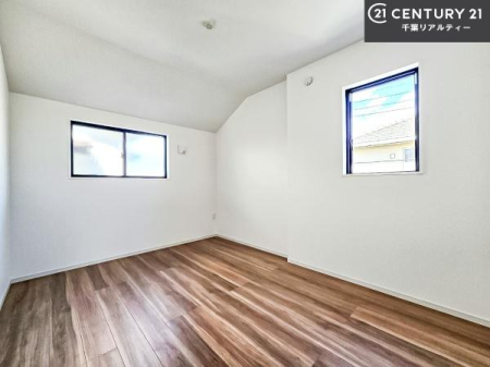 �q������ �|���o�������Ȃ��������́A���q�l�̂������Ƃ��Ă����S�ł��I
���[�X�y�[�X���[�����Ă���̂ŎU�炩�������������T�b�ƕЕt�����܂��I