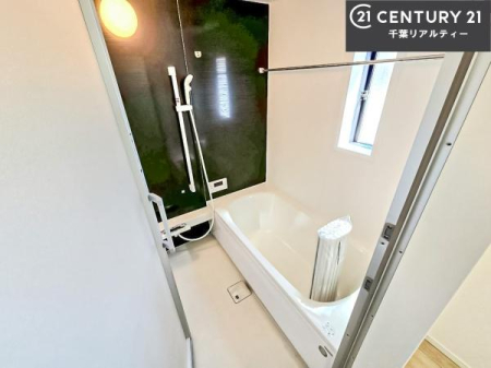 ���� �������������l�̕��͋C�̃o�X���[���́A�����o�Ă��ăo�X�^�C�����[���I
���d���撣���Ă��邲�J���ɂ��D�݂̓����̓����܂����āA�y����ł݂Ă͂������ł��傤���H