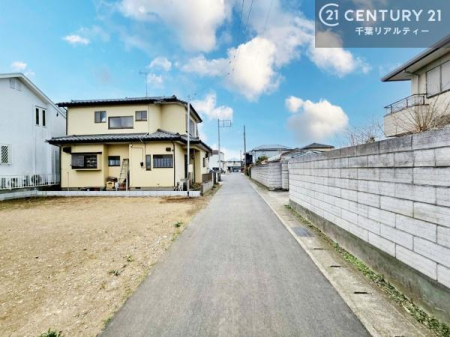 �O�ʓ��H�܂ތ��n�ʐ^ �S�䂭�܂Ō��n����������������悤�A�����ē��̂��p�ӂ������Ă���܂��B���C�y�ɂ��₢���킹�̏�A���z�̕�炵�ւ̈�������i�߂��������I