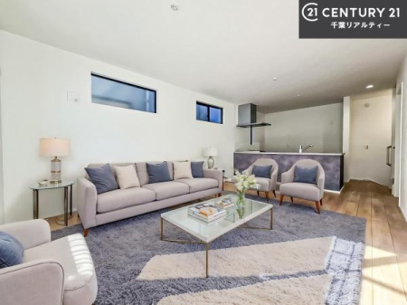 ���r���O �Ƌ��CG�p�[�X�ł��B�S�n�ǂ����r���O�͉Ƒ������R�ƏW�܂�܂��B�Ƒ��c�R�̎��Ԃ����������ł��B���Ƒ��ƁA����w�[���������Ԃ��߂��������ł��ˁB