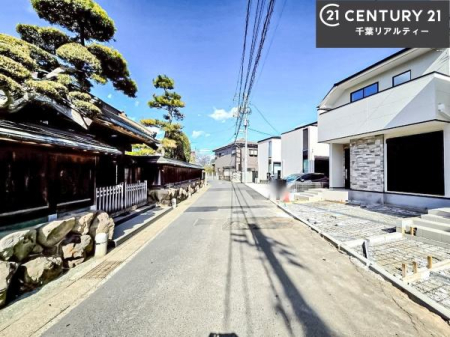 �O�ʓ��H�܂ތ��n�ʐ^ ���ӊ���A���q�l�̂���]�ɍ������������ꏏ�ɂ��ē���v���܂��B�Z��[���A�h�o�C�U�[�ɂ�邲���k������܂��B���Ђ͂��₢���킹�ɑ��Ή����܂��I���҂������܂���I