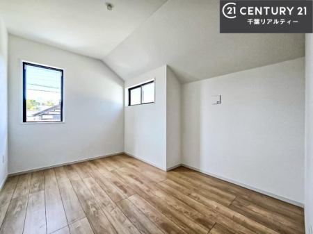 �m�� 2�ʍ̌����m�ۂ������邢�����́A���ʂ����ǂ��A���邭��ϋ��S�n�̗ǂ���ԂƂȂ��Ă���܂��B�����b�N�X���ĉ߂�����S�n�̗ǂ��������ł��I