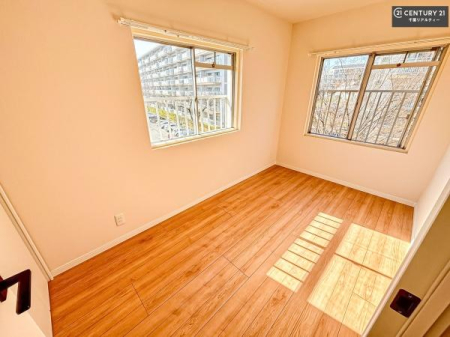 �m�� 2�ʍ̌����m�ۂ������邢�����́A���ʂ����ǂ��A���邭��ϋ��S�n�̗ǂ���ԂƂȂ��Ă���܂��B�����b�N�X���ĉ߂�����S�n�̗ǂ��������ł��I