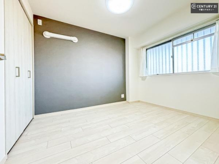 �m�� �V���v���Ƀf�U�C������Ă��邽�߁A�Ƌ��I�т܂���I
���C�ɓ���̉Ƌ��u���Ă��낰���Ԃ���邱�Ƃ��ł��܂��B