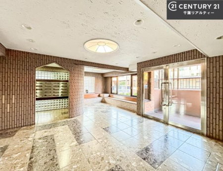 �G���g�����X ��؂Ȃ��q�l�����o�}������G���g�����X�B�z��������ǂ��S�n�̗ǂ���Ԃł��B