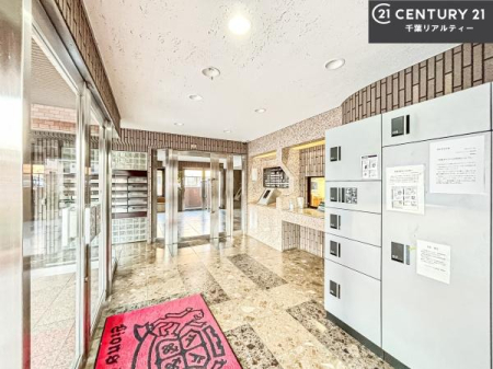 ���̑����p�� ��zBOX�t���ŕs�ݎ��ł��ו����󂯎��ĂƂ��Ă��֗��I�����m�点���͂������ł��ˁB�����Ǝ��ӂ̏�񂪒m�肽�����������܂�����A���⍇�킹�𒸂���Α����ɑΉ��������܂��B