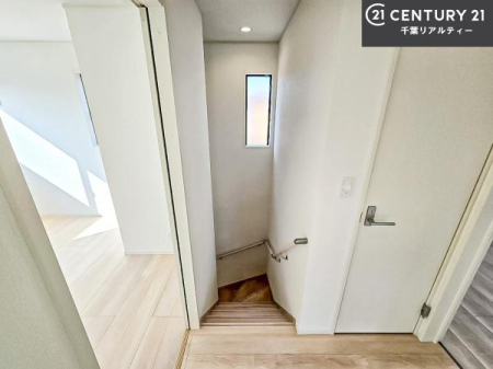 ���̑����� �K�i�͖��邭�萠������Ă��܂��B���q�l�₲�N�z�̕������S���Ă����p�����܂��ˁB