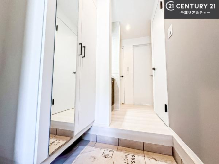 ���� ���ċA���Ă��Ă��A�������܁I�����������Ȃ�A�D�����}������Ă�����ԂɂȂ��Ă��܂��B
���邭��������錺�ւł��I