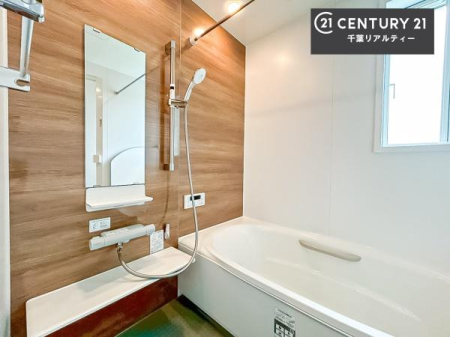 ���� �������������l�̕��͋C�̃o�X���[���́A�����o�Ă��ăo�X�^�C�����[���I
���d���撣���Ă��邲�J���ɂ��D�݂̓����̓����܂����āA�y����ł݂Ă͂������ł��傤���H