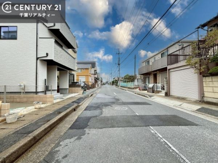 �O�ʓ��H�܂ތ��n�ʐ^ �O�ʓ��H��9���I�z����ǍD�ȗ��n�ł��B
�Ԍɓ��ꂪ���ȕ������S�ł��ˁB