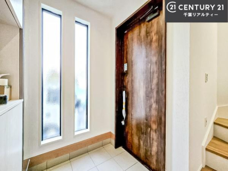 ���� ���ċA���Ă��Ă��A�������܁I�����������Ȃ�A�D�����}������Ă�����ԂɂȂ��Ă��܂��B
���邭��������錺�ւł��I