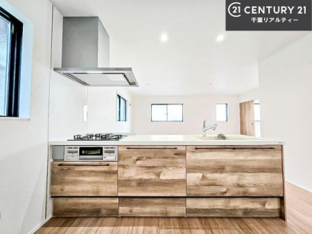 �L�b�`�� ���[�X�y�[�X���L�x�ŁA�����X�y�[�X���X�b�L���ƕЕt���Ђ�`�����p�ł��܂��I
���K�ɍ�Ƃ��ł��܂��I�����̗���������܂��I