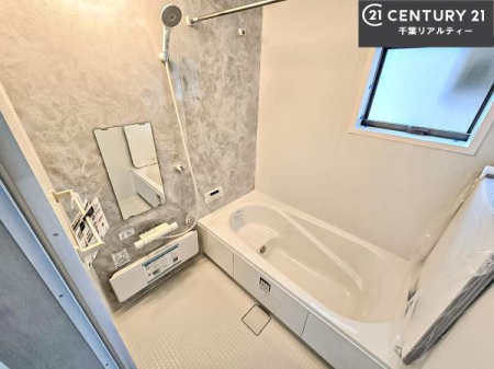 ���� �������������l�̕��͋C�̃o�X���[���́A�����o�Ă��ăo�X�^�C�����[���I
���d���撣���Ă��邲�J���ɂ��D�݂̓����̓����܂����āA�y����ł݂Ă͂������ł��傤���H