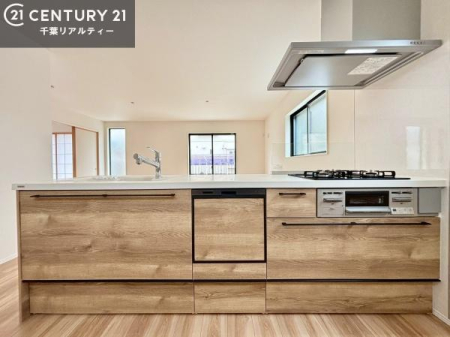 �L�b�`�� ��Ƃ����₷���V�X�e���L�b�`���ł��I���[����������t���Ă���̂ŁA�����X�y�[�X�ɕ���u���Ȃ��čςނ̂ŁA�L�X�g���āA���K�ɍ�Ƃ��ł��܂��I