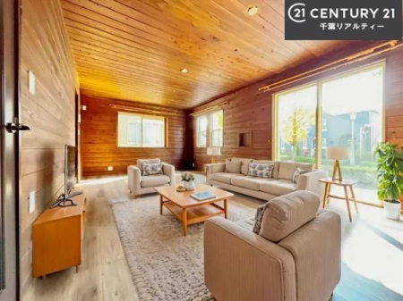 ���r���O �Ƌ��CG�p�[�X�ł��B�S�n�ǂ����r���O�͉Ƒ������R�ƏW�܂�܂��B�Ƒ��c�R�̎��Ԃ����������ł��B���Ƒ��ƁA����w�[���������Ԃ��߂��������ł��ˁB���邭�J���I�ȋ�Ԃł��B