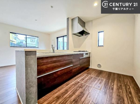 �L�b�`�� ���[�X�y�[�X���L�x�ŁA�����X�y�[�X���X�b�L���ƕЕt���Ђ�`�����p�ł��܂��I
���K�ɍ�Ƃ��ł��܂��I�����̗���������܂��I