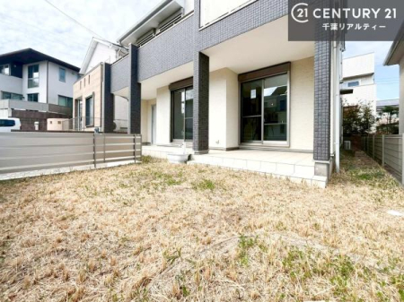 �� �z������ǍD�Ȃ���ł��I���ꂽ���ɂ͐�������n����J���I�Ȏ��Ԃ��y���߂܂��B
�K�[�f�j���O��ƒ�؉����y���߂܂��I