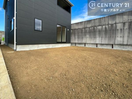 �� �z������ǍD�Ȃ���ł��I���ꂽ���ɂ͐�������n����J���I�Ȏ��Ԃ��y���߂܂��B
�K�[�f�j���O��ƒ�؉����y���߂܂��I