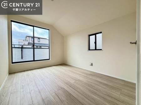 �Q�� �o���R�j�[�ɖʂ��Ă���m���ł��B���邭�����肪����A���C����������ł��܂��I���N���āA�O�ɏo�Ĕw�L�т����[�ċz�����ǂ������}������邱�Ƃ��ł��܂��B