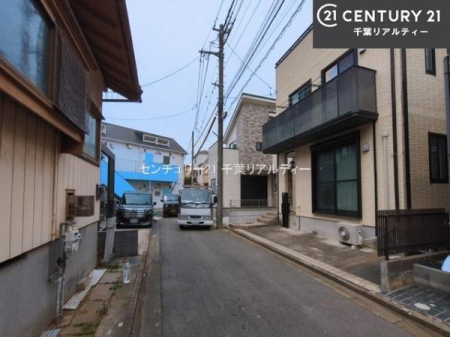 �O�ʓ��H�܂ތ��n�ʐ^ �O�ʓ��H��4���I�z����ǍD�ȗ��n�ł��B