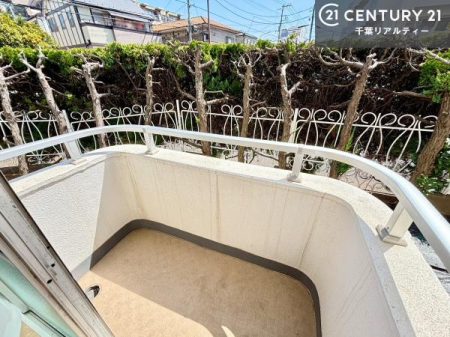 �o���R�j�[ �z������̗ǂ��o���R�j�[�ŁA�����󕨂��悭���������ł��ˁI
���V�C�̗ǂ����ɂ̓o���R�j�[�֏o�ă��t���b�V������̂��C�����悳�����ł��B