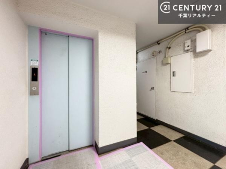 ���̑����p�� �G���x�[�^�[������A���K�ŃX���[�Y�Ȉړ��������B
���������A��₨���̓����A�X�g���X�Ȃ��������֌������܂��B